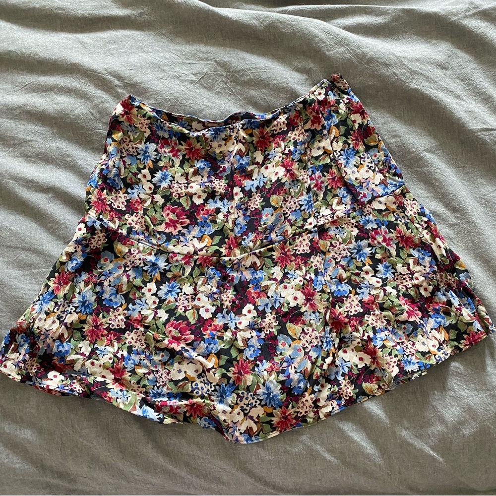 Sézane Nour Skirt Size 36 - Color: Fall is Blooming